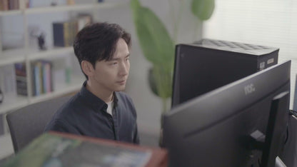 折りたたみキーボード付きモバイルオールインワンミニPC